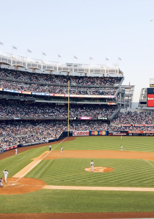 New York City’s Best Sporting Experiences – Yankees and Knicks!