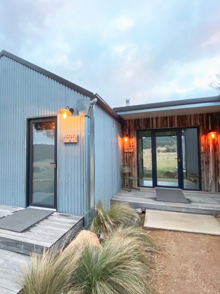 Tinkersfield - Luxury Accommodation in the Snowy Mountains - Giddy Guest